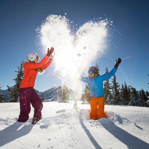 Pulverschnee abseits der Pisten | © Gregor Hartl